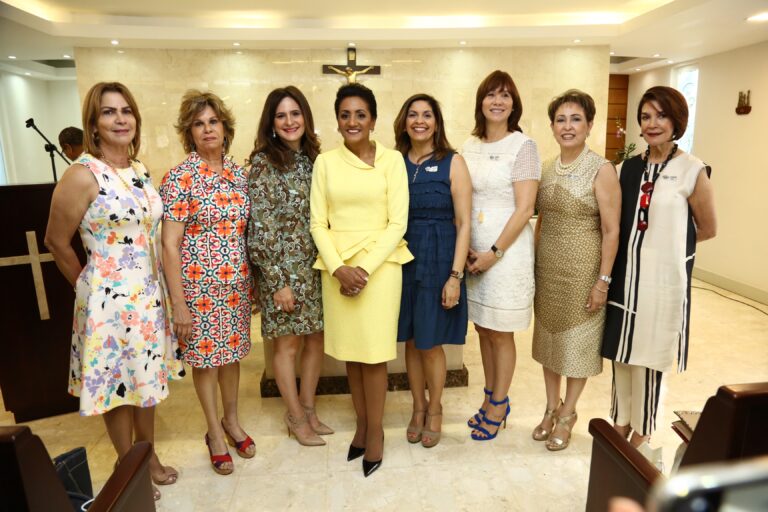 Damas voluntariados de centros de salud colaborarán con el CAID para realizar pruebas médicas gratuititas a usuarios