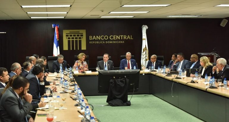 Banco Central presenta a Banreservas avances en estrategia de ciberseguridad