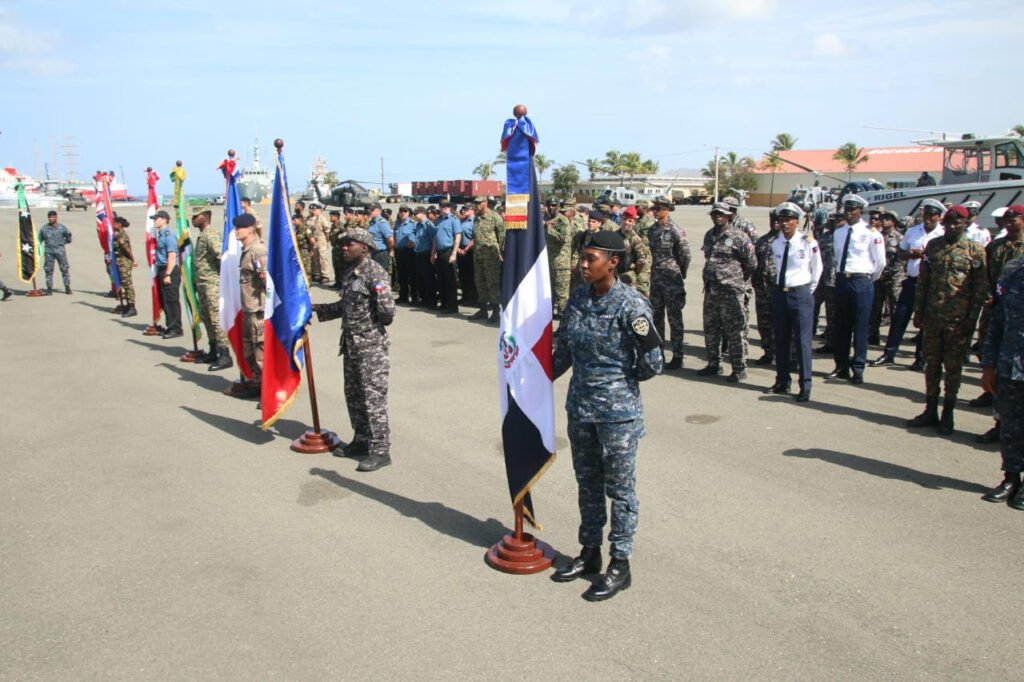 El ministerio de defensa, teniendo como sede la armada de la República Dominicana, llevó a cabo la ceremonia de clausura de los ejercicios conjuntos y combinados ''TRADEWINDS 2019''