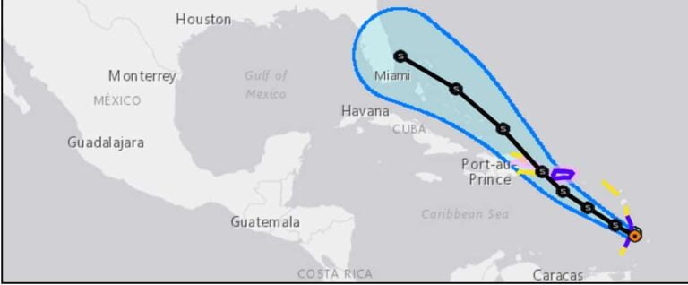 Dorian no se ha convertido en huracán y sigue siendo tormenta tropical