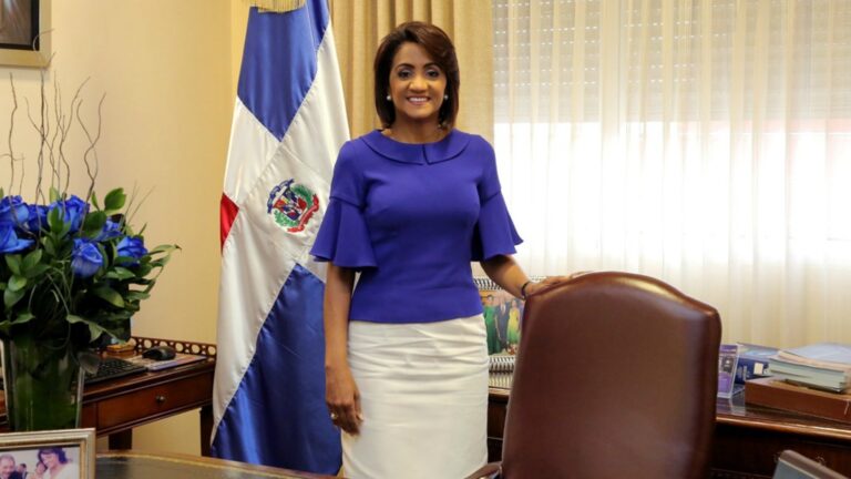 Cándida Montilla de Medina aboga por unidad de voluntades públicas y privadas en promoción de la lactancia materna