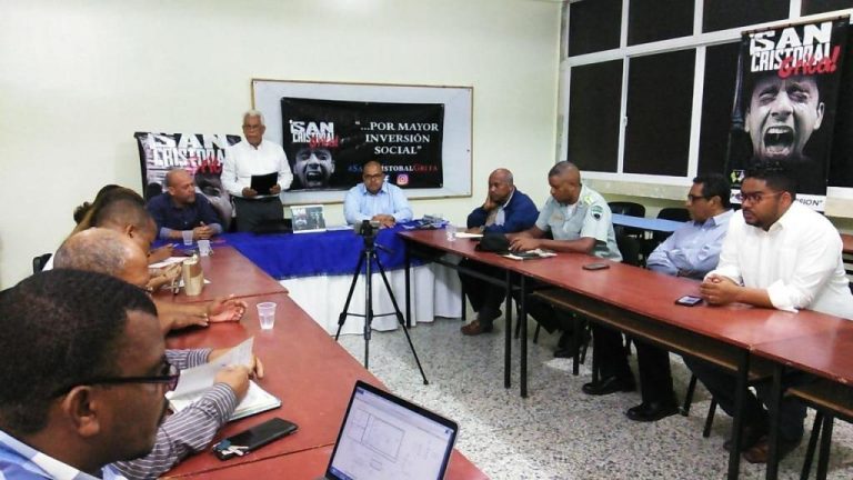 Sociedad reclama Intrant intervenir y organizar el transito San Cristóbal