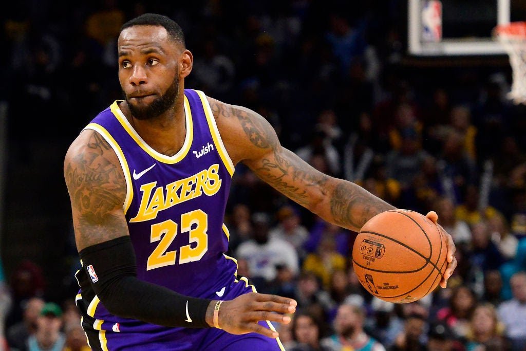 Los Lakers se quejarán a la NBA sobre el trato arbitral a LeBron James