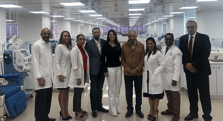 Hospital Metropolitano de Santiago abre centro renal más grande del país