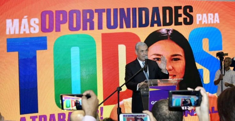 GONZALO CASTILLO PRESENTA NUEVA CAMPAÑA PUBLICITARIA Y REAFIRMA SU COMPROMISO DE CREAR MAYORES OPORTUNIDADES