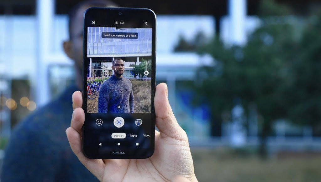 La nueva app de fotos de Google promete modo retrato en m贸viles baratos: as铆 es Camera Go para Android Go
