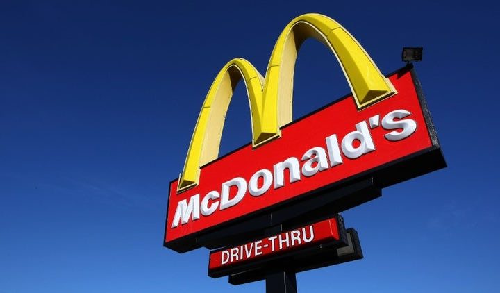 McDonald’s cerrará su área de comedor en todo el país; solo dará servicio por delivery y automac