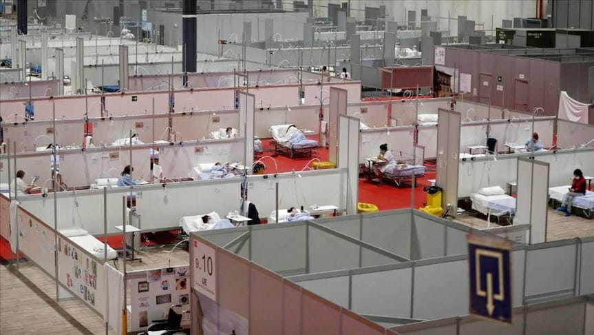 España cierra el hospital de campaña más grande del país a medida que el número de muertes por COVID-19 disminuye
