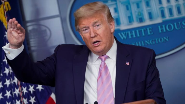 Donald Trump volvió a negar que EEUU esté involucrado con la “incursión” en Venezuela: “Si hiciéramos algo, lo llamarían invasión”