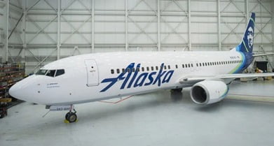 ¿Sabías qué la compañía Alaska Airlines encontró una manera deportiva de evitar problemas con los pasajeros conflictivos?