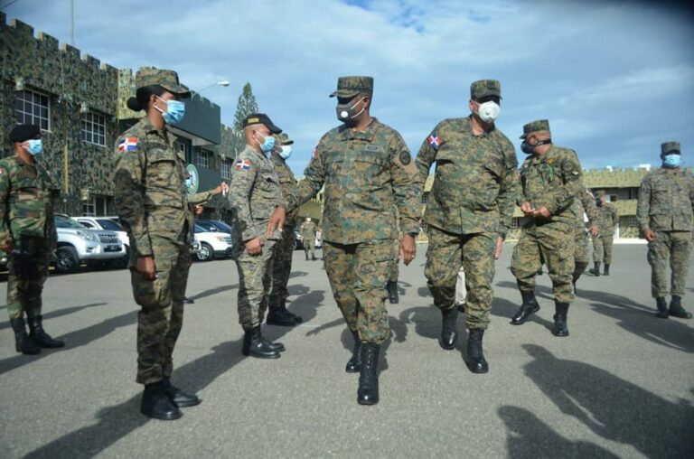 Comandante del Ejército supervisa componentes militares en la zona norte