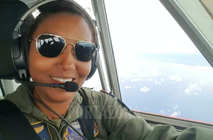 Primera mujer piloto comandante de un escuadrón de vuelo militar en la República Dominicana