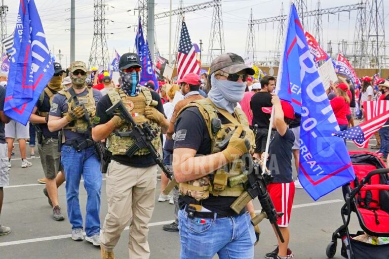 Militantes armados causan temor en Estados Unidos