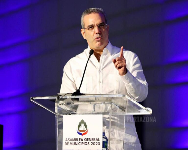 Presidente prometió aumento del 3 por ciento a Presupuesto Cabildos