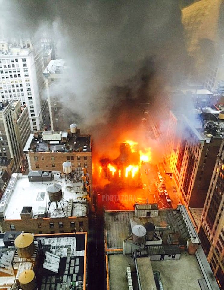 Se incendi贸 una hist贸rica iglesia en Nueva York