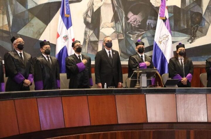 Presidente Abinader asiste Audiencia Solemne por el Día del Poder Judicial