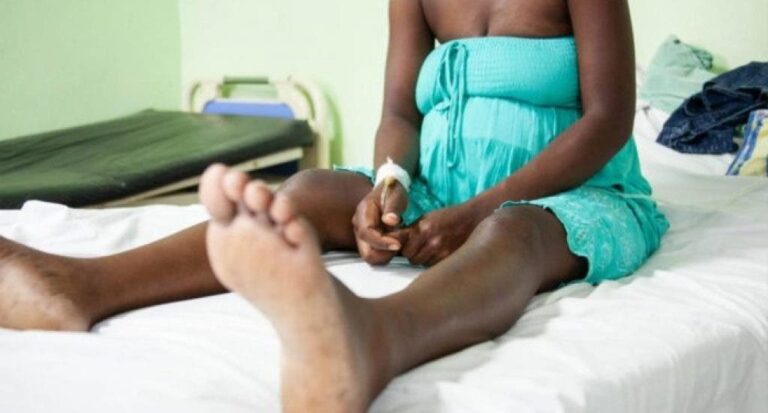 Las haitianas ya superan a las dominicanas en las maternidades de la frontera