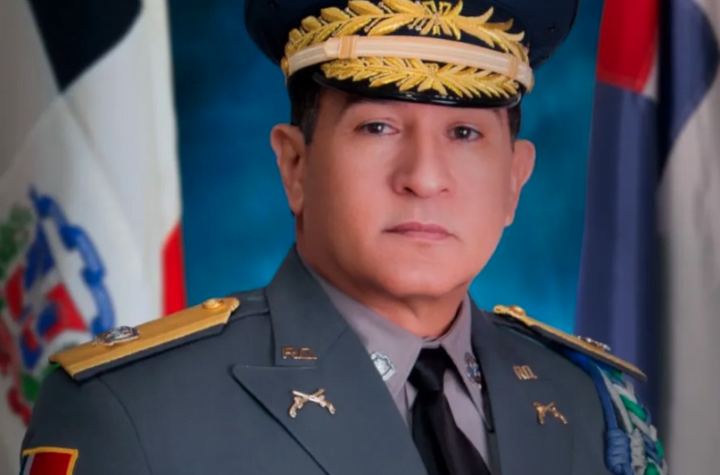 Presidente Abinader designa a Eduardo Alberto Then como director de la Policía Nacional