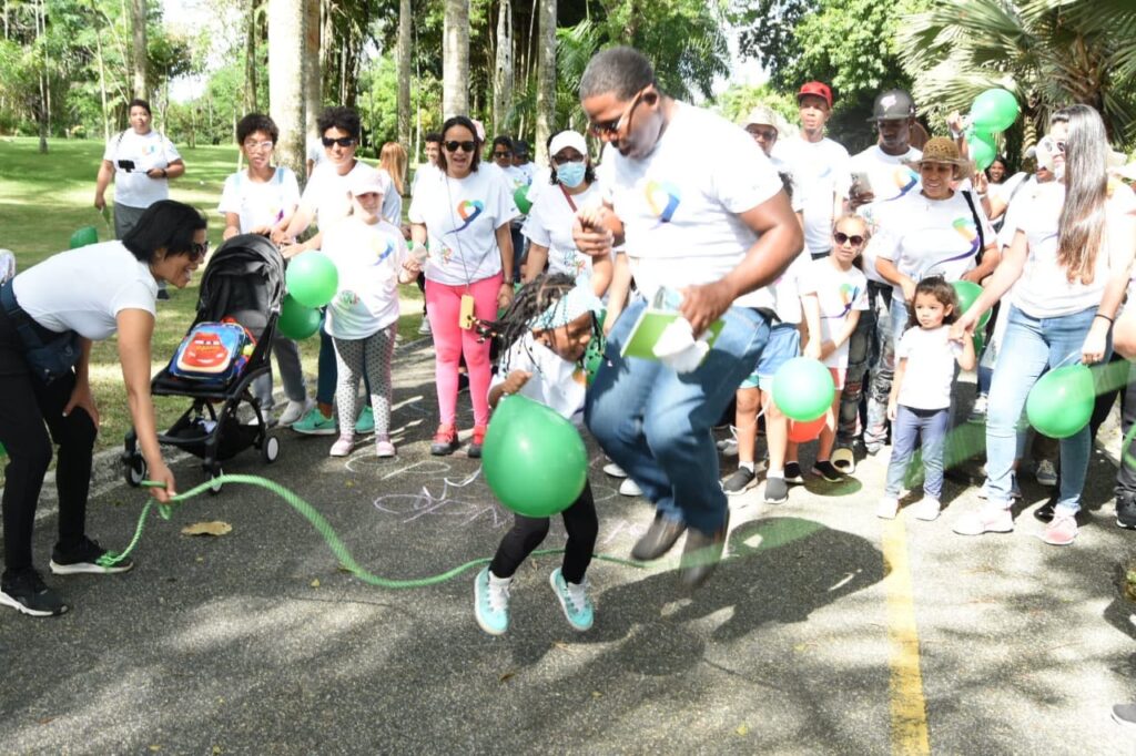 Fundación Manos Unidas por Autismo realiza caminata “Dale color a mi vida 2022”￼