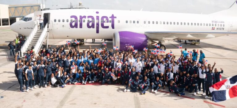 Delegación Dominicana sale a Juegos Centroamericanos El Salvador en vuelo de Arajet